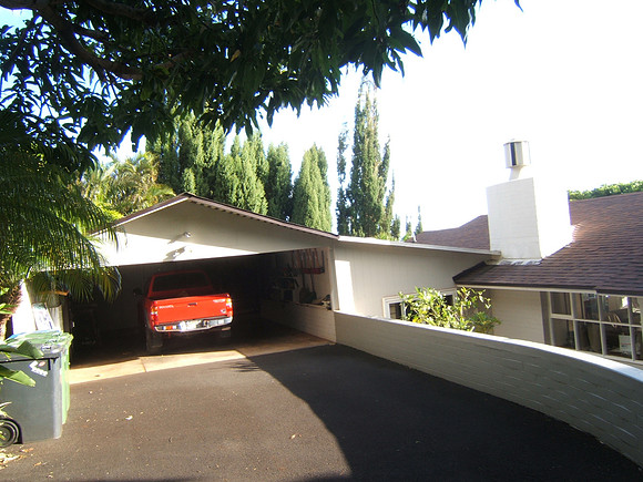 or garage in elevated driveway